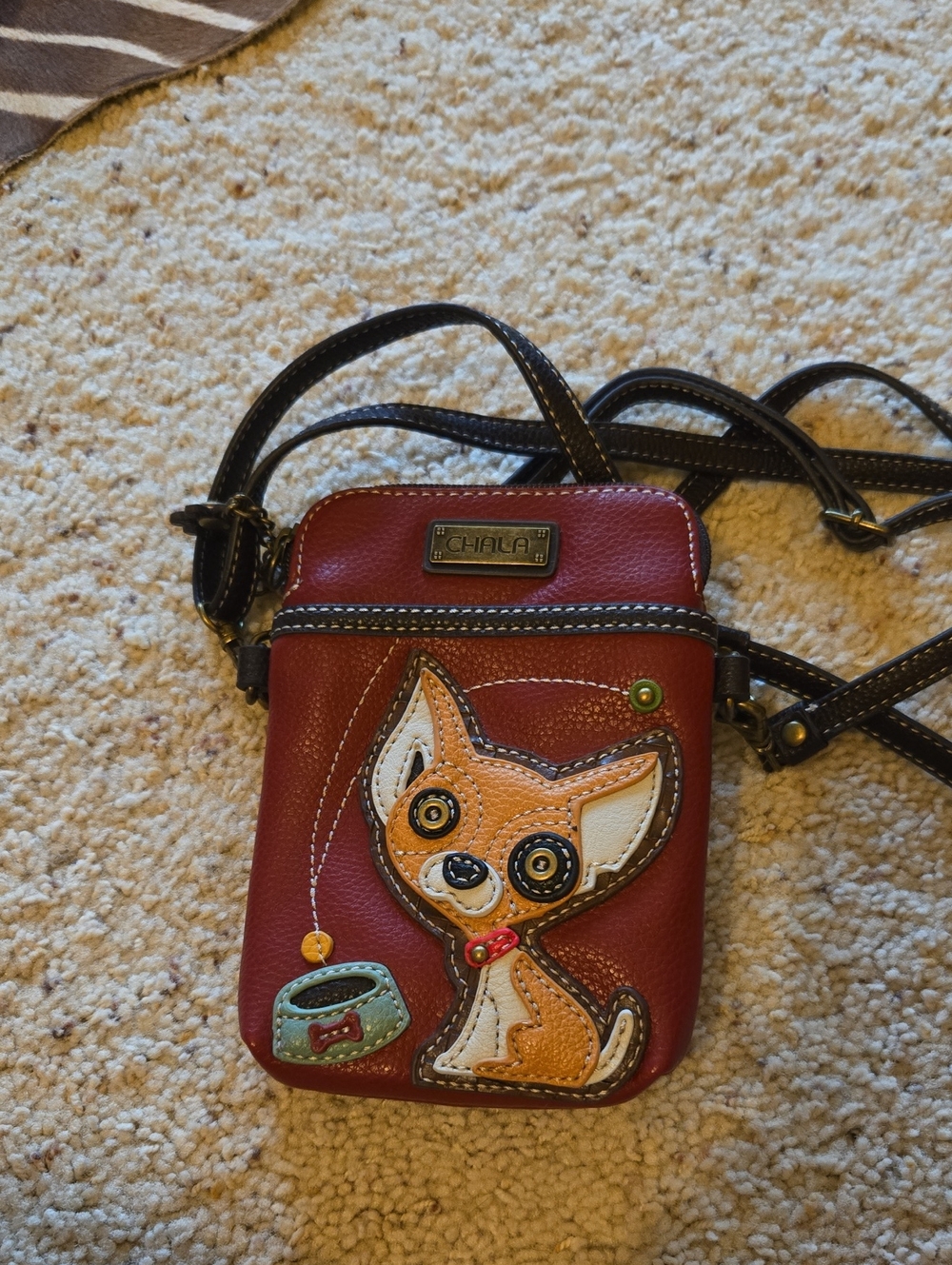 Chala Faux Leather Crossbody Purse Chihuahua , Burgundy